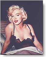 Marilyn en la cama (10861 bytes)